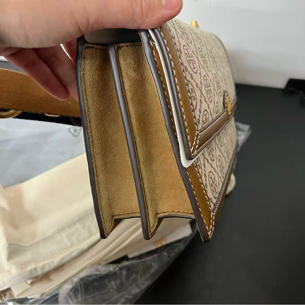 NWT Tory Burch T MONOGRAM SHOULDER BAG - Picture 4 of 12